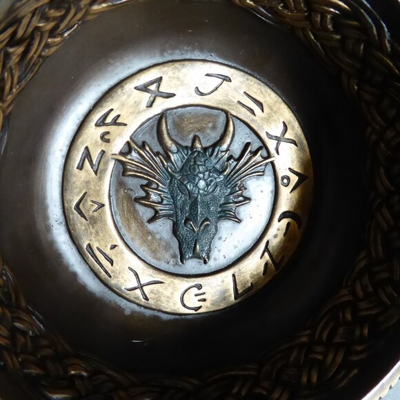 NEW DESIGN TOSCANO DRAGON EYE MYSTICAL GOTHIC ODDITY LIDDED TRINKET SAFE BOX - Picture 10 of 13